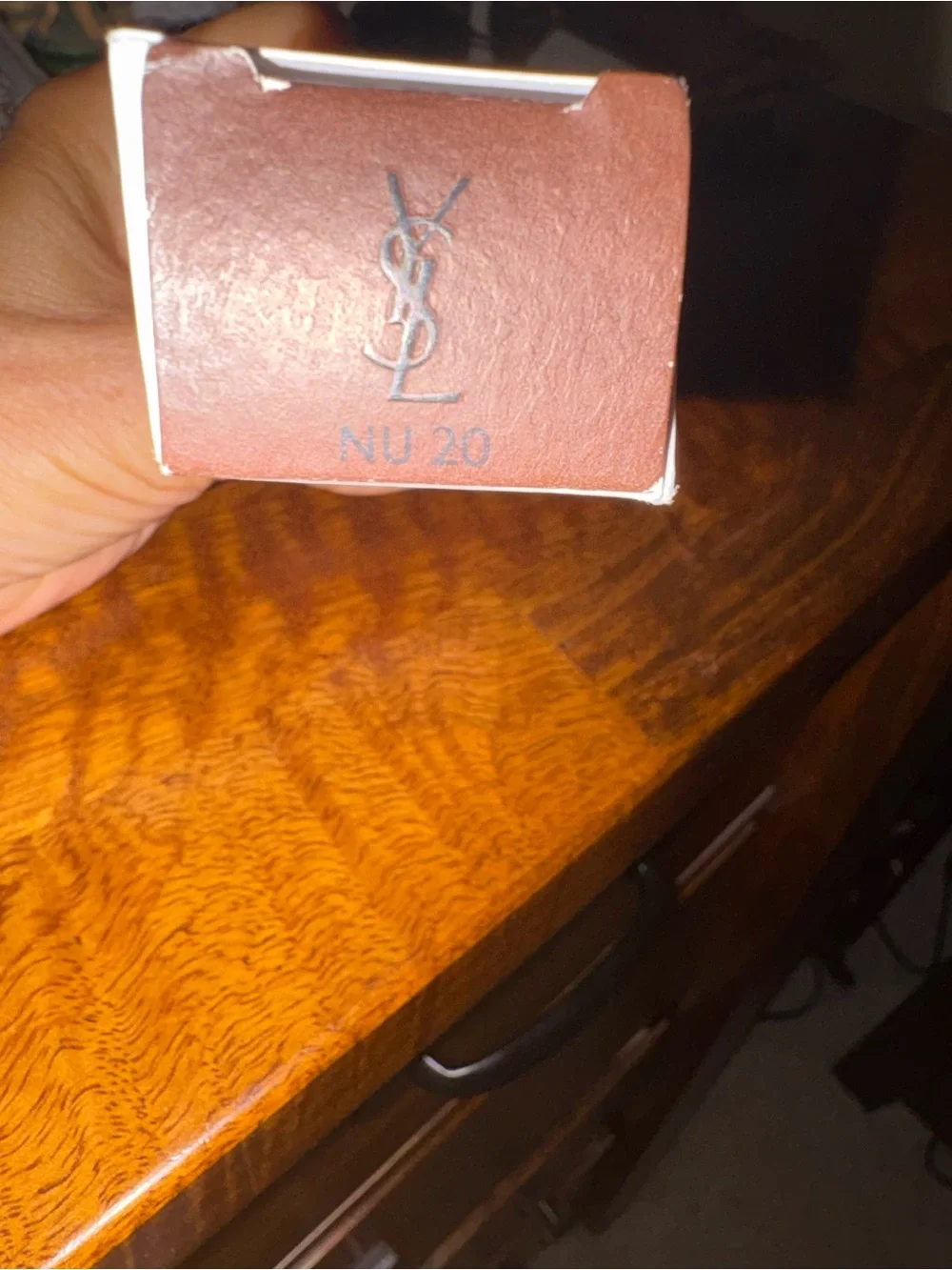 NWT Yves Saint Laurent Bare Look Tint in Nu - White Box shade 20 1 fluid ounce